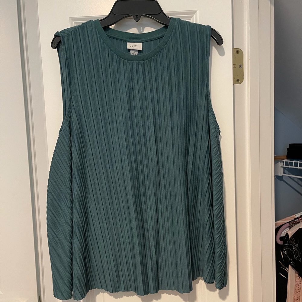 Teal Tank